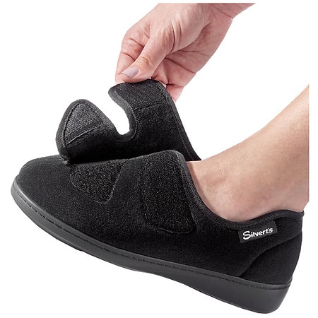 Silvert's Women's Stretchable Comfort Hugster Shoe / Slipper - Size 7 1.0 pr